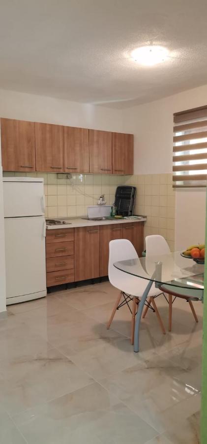 Apartments Mate Башка-Вода Екстер'єр фото