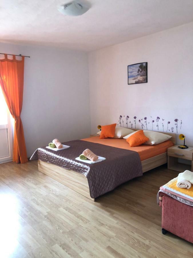 Apartments Mate Башка-Вода Екстер'єр фото